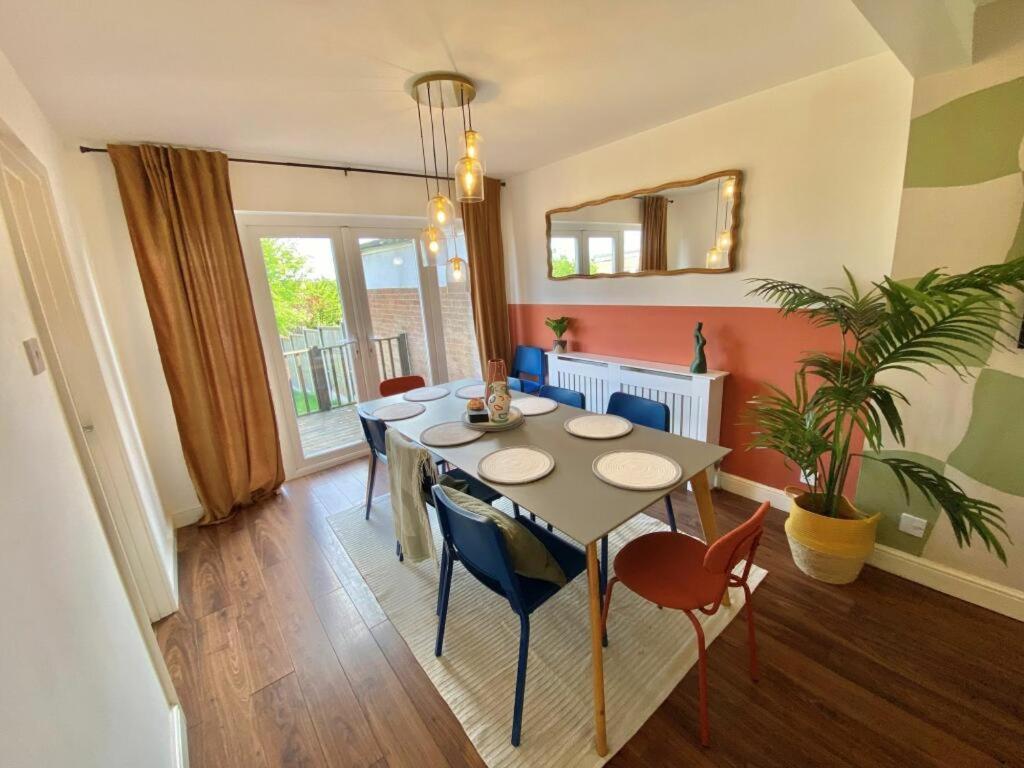 Coventry Huge 4Bed 2Bath Private Parking Nec By Empower Homes Εξωτερικό φωτογραφία